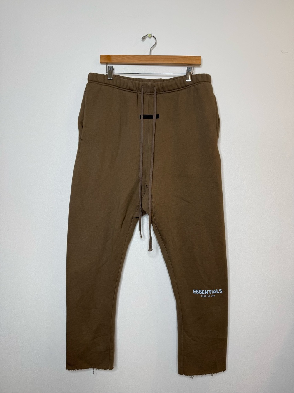 Essentials Fear of God Relaxed Joggers in tan brown size XL